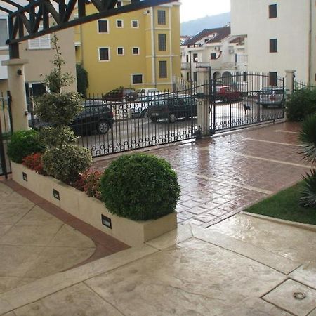 Apartmani Mirenza 布德瓦 外观 照片