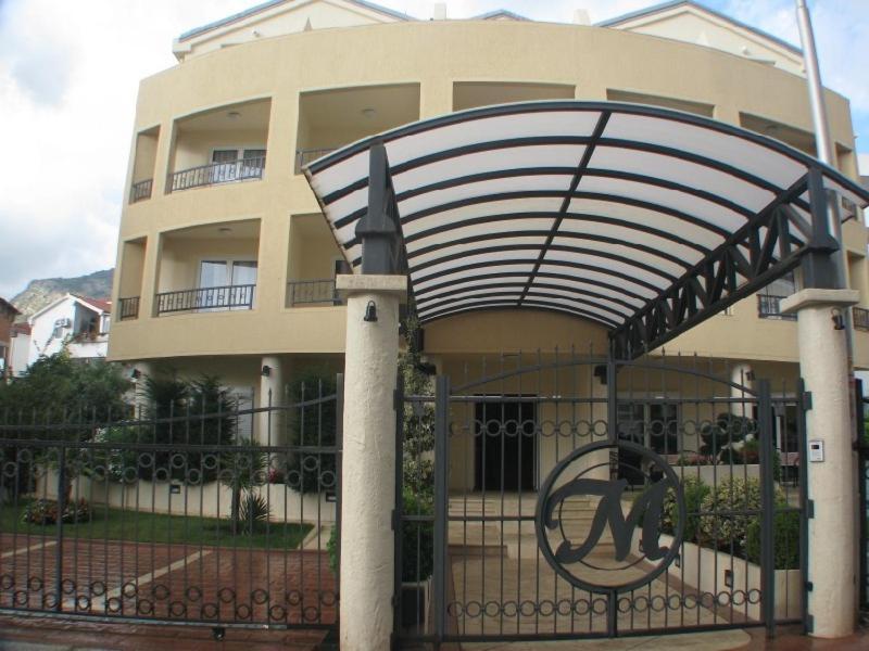 Apartmani Mirenza 布德瓦 外观 照片